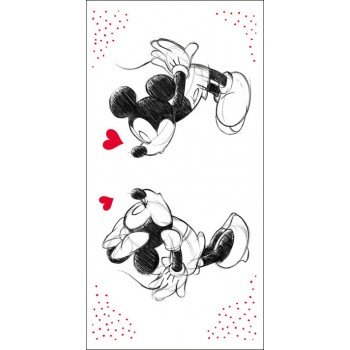 Disney Minnie fürdőlepedő, strand törölköző In Love 70*140cm Disney Minnie fürdőlepedő, strand törölköző In Love 70*140cm