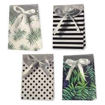 Mintás ajándékdoboz 4 db-os Mintás ajándékdoboz 4 db-os