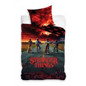 Stranger Things Road ágyneműhuzat 140×200cm, 70×90 cm Stranger Things Road ágyneműhuzat 140×200cm, 70×90 cm
