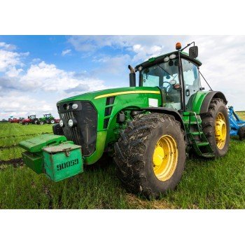 Traktor polár takaró 100*140cm Traktor polár takaró 100*140cm